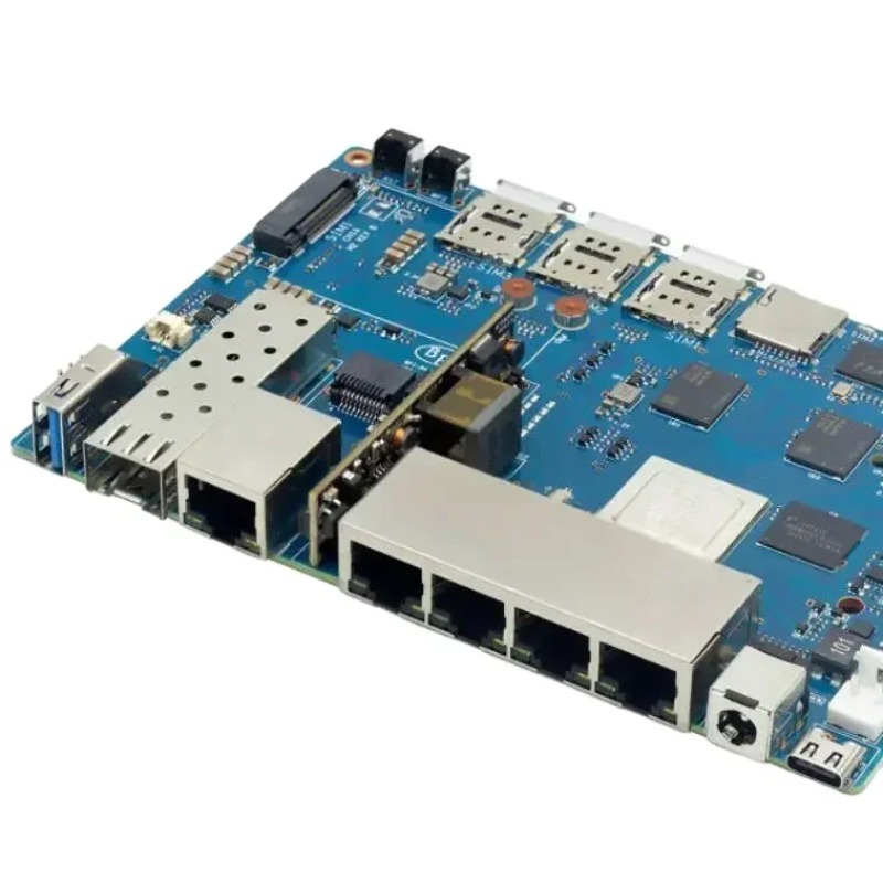 لوحة توجيه Wifi 7 بتصميم MTK M - مراجعة Bananapi Bpi R4 Wifi 7 وسعره